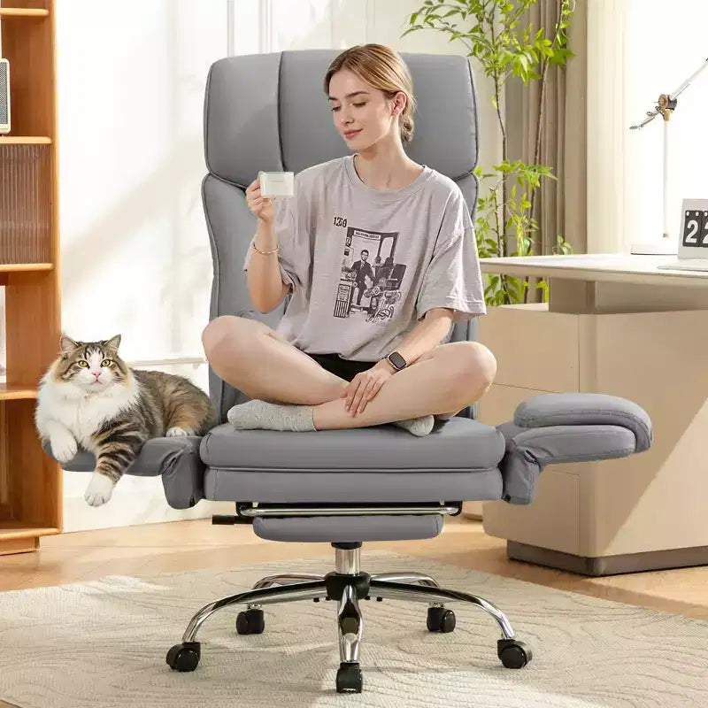 Fauteuil de bureau de direction grand dossier, chaise de bureau en cuir PU grande taille avec hauteur réglable, accoudoirs rembourrés et repose-pieds